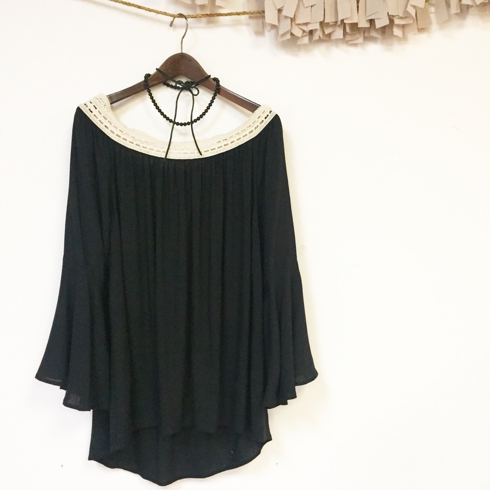 Off-the-shoulder top